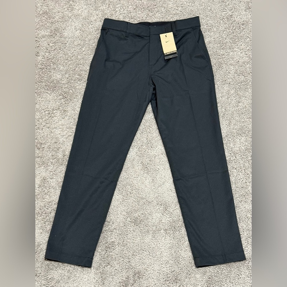Nike Tour Repel Chino Slim Golf Pants Ankle Fit Black FD5622-010 Mens Size 33x22